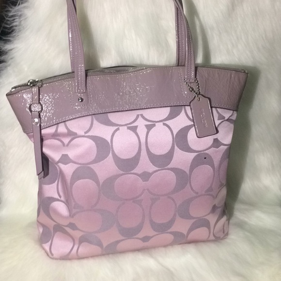 Coach Handbags - Coach Bag